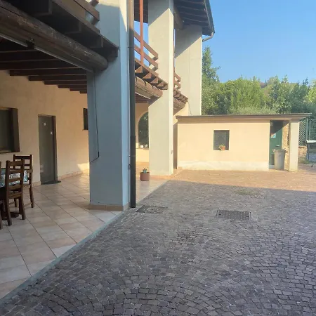 Cascina Cavalli Astino Prázdninový dům