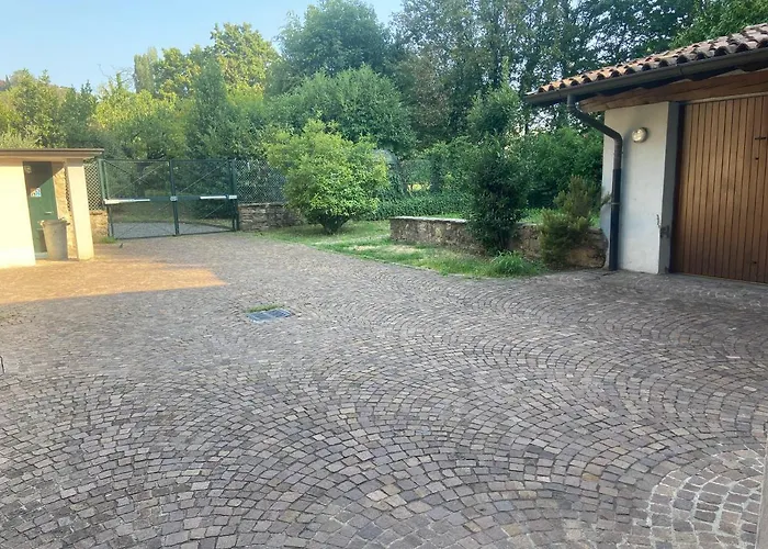 度假居 Cascina Cavalli Astino 贝尔加莫